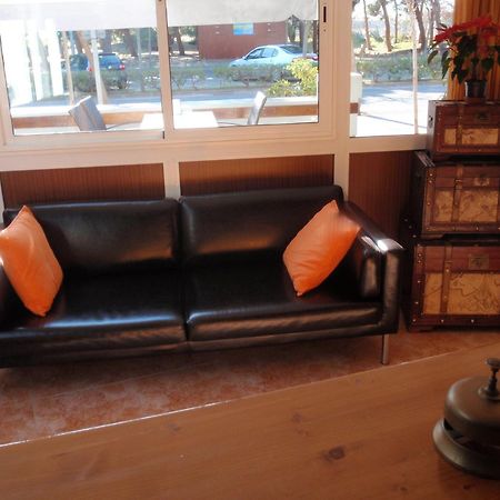 Hotel Rodsan Suizo Castelldefels Esterno foto
